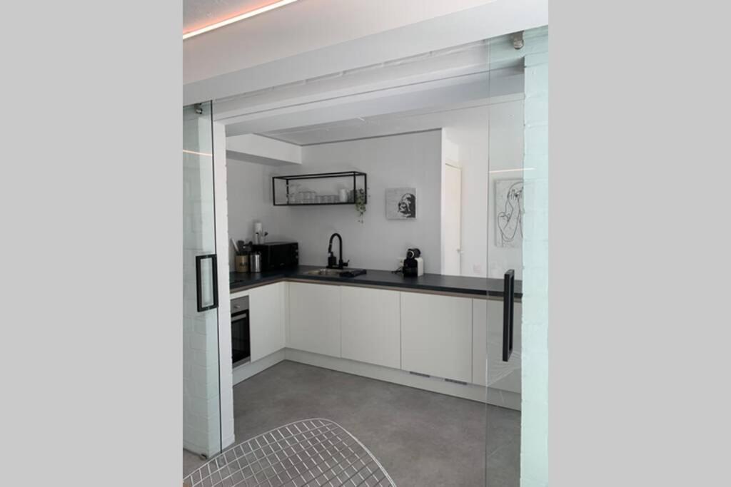 Park Loft @ Bruges With Private Apartment Luaran gambar